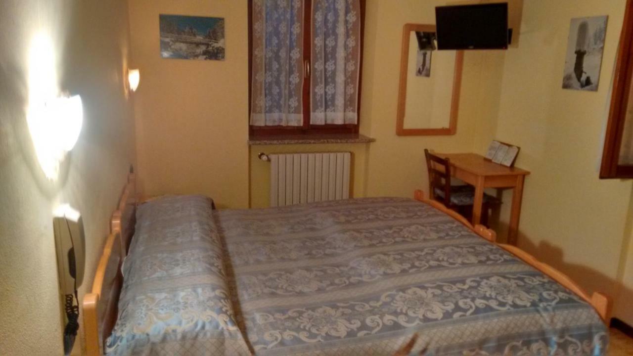 Albergo Ristorante Sole Mezzoldo Eksteriør bilde